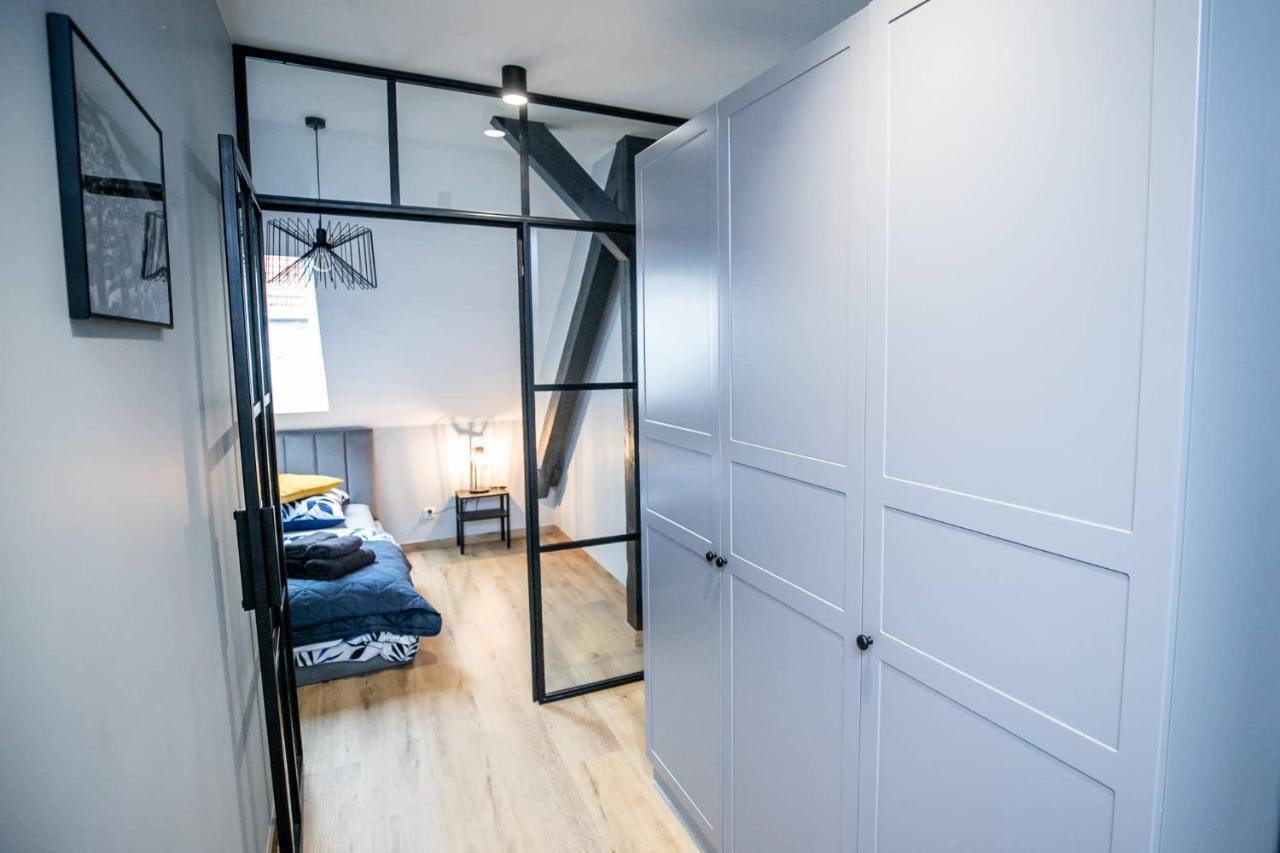 Loft 33 *